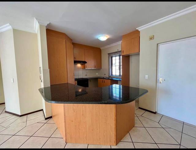 2 BEDROOM APARTMENT FOR SALE IN RIVONIA